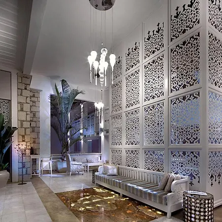 Antmare Hotel 3*